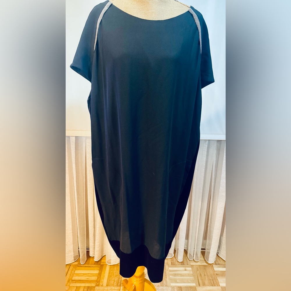 Brunello Cucinelli Black Fabulous dress with unique combination of silk